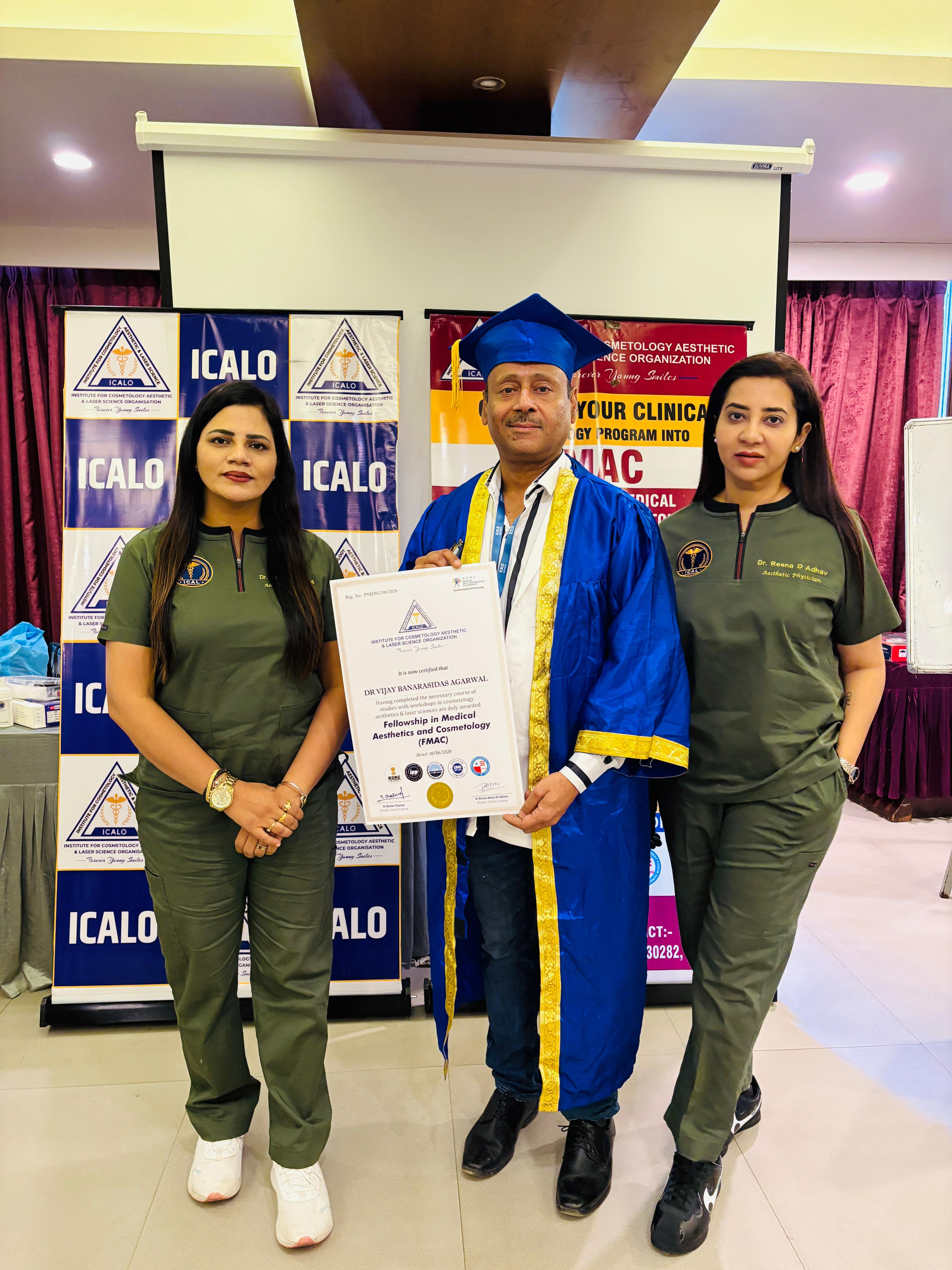 Dr Reinaa Abhay Perfect U Clinic aesthetic training session with medical professionals in Pune Maharashtra
