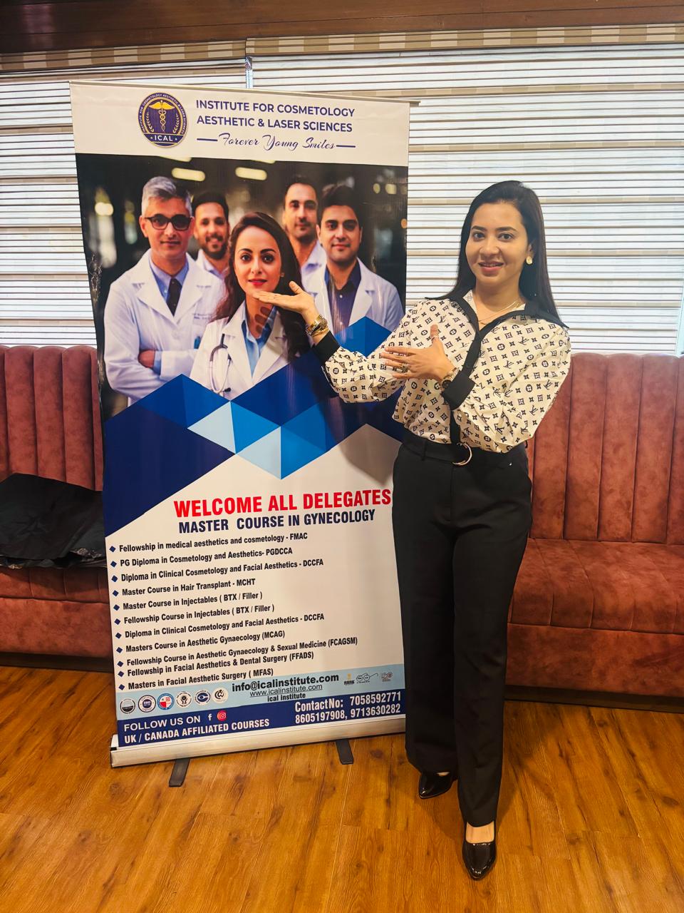 Dr Reinaa Abhay Perfect U Clinic aesthetic training session with medical professionals in Pune Maharashtra